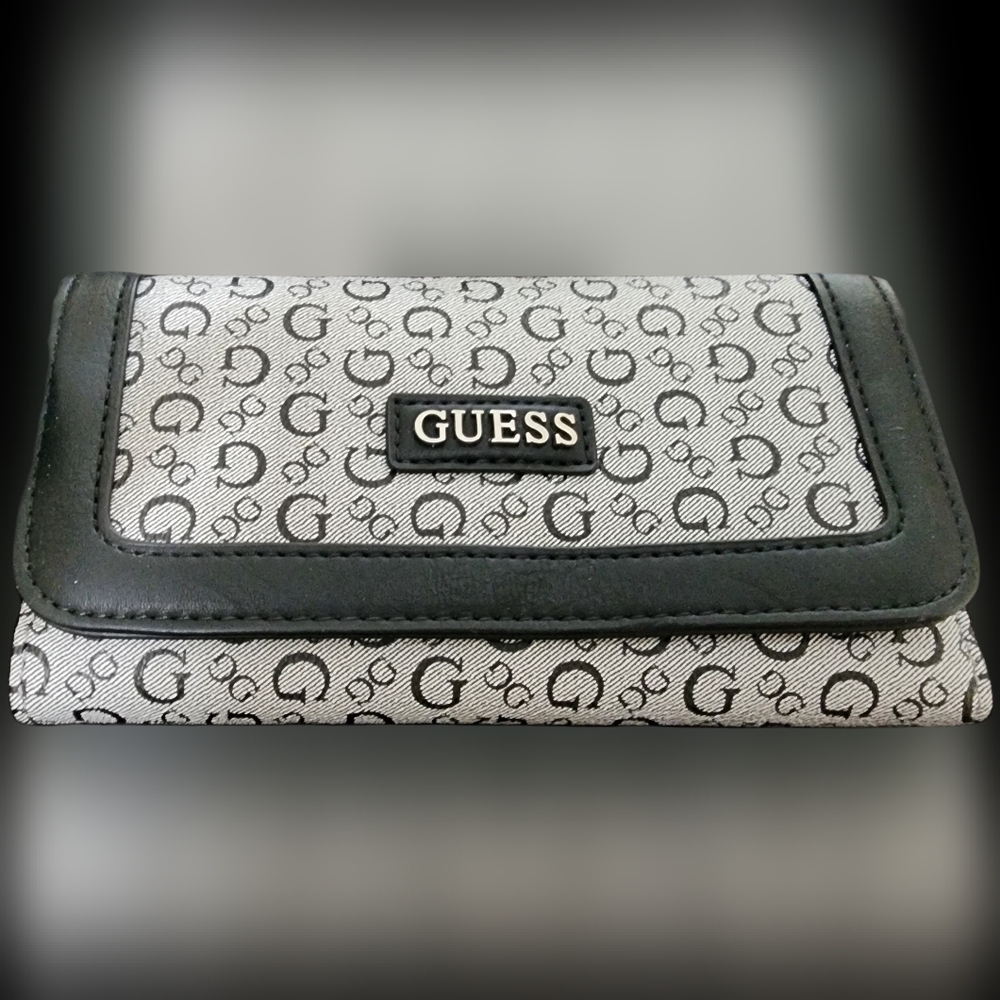 Guess wallet